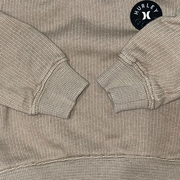 Hurley Kids Tan Waffle Knit Sweatshirt & Joggers Set. - Picture 8 of 14